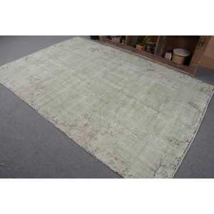 Tapis en laine turque vintage de 6x8 pieds, patchwork vert et beige, technique de tissage à plat pour décoration de salon, largeur de 4m - Product Image 3