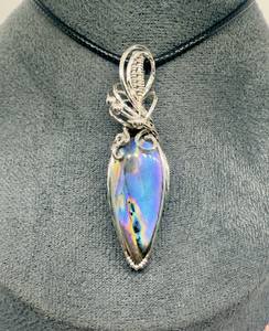 Pendentif en fil de labradorite arc-en-ciel en argent sterling fait à la main avec pierre précieuse de haute qualité - Product Image 2