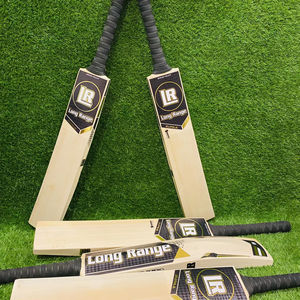 Bâtons de cricket en saule anglais sur mesure, longue portée, qualité supérieure, saule anglais pur, qualité supérieure, bâton de cricket en saule anglais de qualité supérieure - Product Image 1