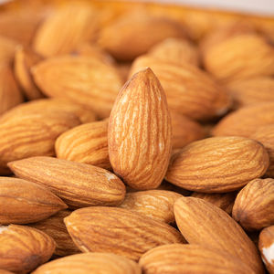 Almendras de California CHUNMOON de Calidad Superior, Horneadas, Dulces, con Sabor Equilibrado, Secadas con Cuidado, Máxima Frescura, Higiénicas, en Envase a Granel - Product Image 1