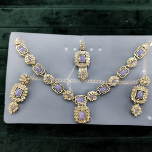 ชุดสร้อยคอเงาประณีตที่กำลังเป็นที่นิยมล่าสุด เครื่องประดับงานแต่งงาน พร้อมต่างหูเพชรซิร์คอน - Product Image 1