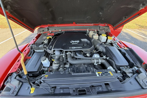 LISTO PARA CONDUCIR - USADO, VOLANTE A LA IZQUIERDA |   CONDUCCIÓN DERECHA |   2022 JEEP GLADIATOR RUBICON DIÉSEL - Product Image 6