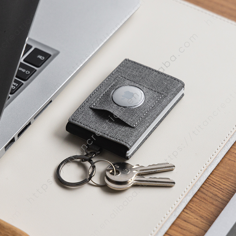 สีเทาเข้ม