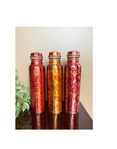 ขวดน้ำทองแดงพิมพ์ลายดอกไม้เคลือบหรูหราสำหรับผู้ที่ชื่นชอบการใช้ชีวิตออกกำลังกายที่ใส่ใจสุขภาพและเป็นมิตรกับสิ่งแวดล้อม - Product Image 2