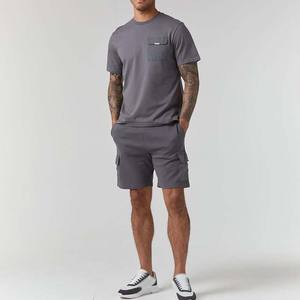 Ensembles de vêtements d'été pour hommes style streetwear personnalisés, respirants, séchage rapide, 100% coton, t-shirt oversize et shorts avec poches - Product Image 3