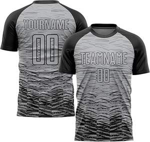 ชุดยูนิฟอร์มฟุตบอลฤดูร้อนแบบกำหนดเอง ชุดเสื้อฟุตบอลพิมพ์ลายตามสั่ง พร้อมชื่อและหมายเลข ชุดกีฬาทีม OEM ผู้ผลิตชุดกีฬา - Product Image 5