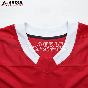 Camiseta de hockey sobre hielo de primera calidad con nombre y número personalizados, material duradero, ideal para deportes de equipo y uso en el día del partido. - Product Image 3
