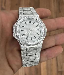 La mejor calidad Iced Out Moissanite Diamond Bling Watch Reloj de lujo con piedras brillantes para hombres disponible para precio de exportación - Product Image 2
