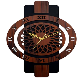 Horloge murale design en bois avec chiffres romains et cadran décoratif découpé au laser Montre décorative style vintage - Product Image 1