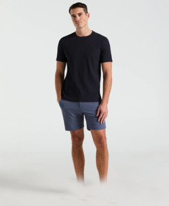 T-shirt décontracté pour hommes Tenue de rue personnalisée Mode quotidienne Fournisseur de vêtements Tissu confortable Approvisionnement en gros en vrac - Product Image 4
