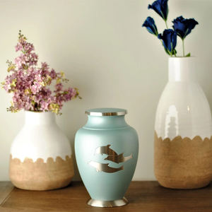 Urne funéraire en laiton bleu océan au design moderne, artisanale, pour cendres d'adultes, urne commémorative, sac en velours, fabricant et exportateur en gros - Product Image 2