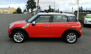 MINI Countryman FWD 2011 in vendita con basso chilometraggio, motore a benzina, auto usata in ottime condizioni e senza incidenti, offerta imperdibile, guida a sinistra. - Product Image 3