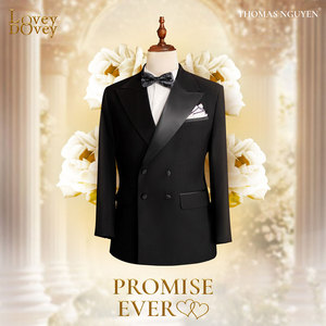 Un smoking pour homme sur mesure en deux pièces en noir Promise Ever comprenant une veste et un pantalon de la collection Lovey Dovey, Vietnam. - Product Image 1