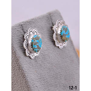 Artisanat du Sud-Ouest # 8 boucles d'oreilles à tige en turquoise et argent sterling, serties de motifs floraux - Product Image 3