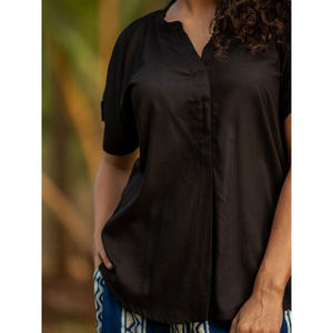 เสื้อถักลำลองสำหรับผู้หญิง คอผูกโบว์ แต่งกระดุม สีดำล้วน ไซส์ XL - Product Image 3