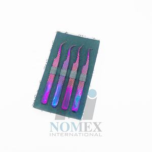 Pince à cils à prise parfaite et à tenue forte aux prix de gros Pince à épiler à 90 degrés avec pince à cils incurvée Acier durable - Product Image 4