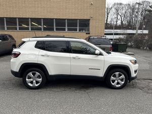 JEEP COMPASS LATITUDE 4WD 2020 USADO, Volante a la Izquierda/Derecha - Product Image 2