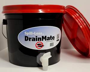 Contenedor de Drenaje de Aceite DrainMate de 14 Cuartos, Antiderrames, con Tapa Sellada para Fácil Transporte y Grifo de Apertura y Cierre - Product Image 1