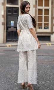 Chikankari <span class=keywords><strong>White</strong></span> Coord set pantaloni svasati da donna Top Full Ghera pantaloni <span class=keywords><strong>Kurta</strong></span> solidi di qualità Premium miglior prezzo di mercato ultimo Design - Product Image 5