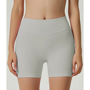 Pantalones cortos de yoga para correr sin costuras para mujer, transpirables, reciclados, de cintura alta, con logotipo personalizado - Product Image 3