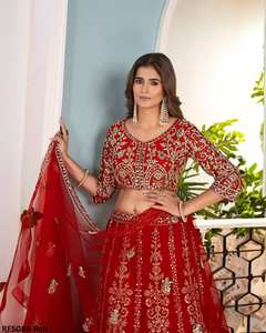 Conjunto de lehenga choli de diseñador premium con bordados elaborados, lentejuelas y trabajo de codificación, elegante para fiestas y bodas para mujeres. - Product Image 2