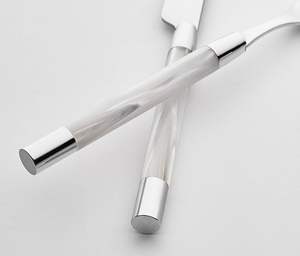 Couverts élégants à poignée en résine de style moderne rose et blanc avec couverts à tête argentée pour les maisons, les restaurants et les fêtes - Product Image 3