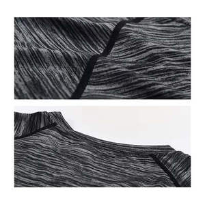 Camiseta de Alta Calidad para Hombre, 180 g/m², con Logotipo Personalizado, Cuello Redondo Regular - Product Image 2