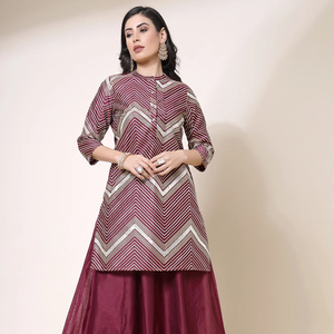 Ensemble Kurta Sharara Duptta pour femmes, style tendance, broderie lourde, silhouette en A, tissu polyester respirant, élégant et magnifique - Product Image 1