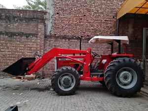 Tracteur Massey Ferguson de qualité, modèle 385, neuf, 375 4 roues motrices disponible - Product Image 4