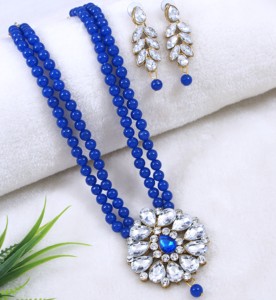 <b>Indian</b> Traditional and Fashionable Gold Plated and Long Mala With Earring and Maagtika Combo Necklace <b>Set</b> for Women - Product Image 4