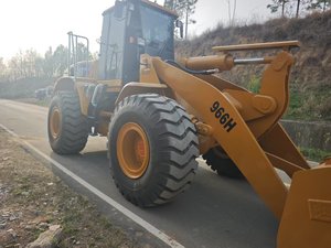 รถตักล้อยางมือสอง รุ่น 996H รถตักล้อยางแคตเตอร์พิลลาร์มือสอง CAT 966H เครื่องจักรแคตเตอร์พิลลาร์มือสองสำหรับขาย รถตักล้อยาง - Product Image 2