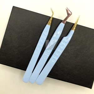 Pinzas Profesionales para Extensión de Pestañas de Acero Inoxidable Japonés con Logotipo Personalizado Azul Cielo, Punta de Diamante, Agarre de Fibra, Punta Dorada para Volumen - Product Image 3