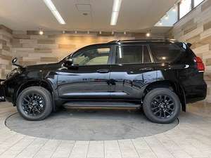 TOYOTA LAND CRUISER PRADO TX L paquet édition noir mat - Product Image 4