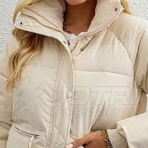 Ropa de mujer Cómodo Crop Top Puffer Venta caliente Premium Quality Crop Top Puffer para la venta - Product Image 6