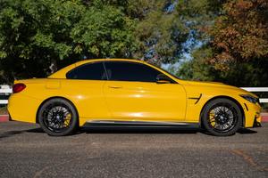 BMW M4 Convertible 2018 Usado Premium, Paquete de Competición, ~17,000 Millas, Transmisión Manual de 6 Velocidades - Product Image 2