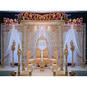 Altar de Madera para Bodas Indias Reales, Impresionante Decoración de Mandap para Bodas Gujarati, Inspiradora Decoración de Mandap de Madera para Bodas Indias en EE. UU. - Product Image 1
