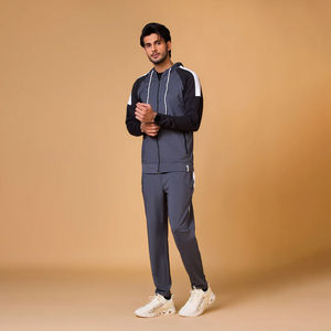 2025 vente en gros personnalisé rétro survêtement formation costumes confortable 100% coton respirant rétro à capuche Jersey survêtement pour unisexe - Product Image 2