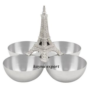 Mini bol moderne en métal avec finition dorée et noire Plateau de service poli avec support pour les collations lors des fêtes - Product Image 5