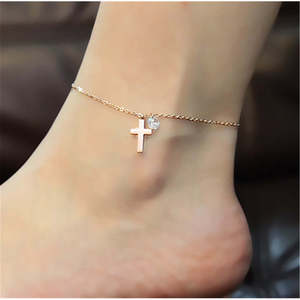 Cavigliera in Acciaio Inossidabile Placcato Oro con Croce e Cristalli, Braccialetto Religioso per Ragazze Cristiane, Ideale per Feste o Regalo - Product Image 3