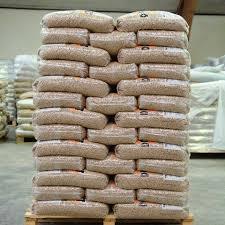 Granulés de bois de pin 6 mm, sacs de 15 kg, prix européens, livraison mondiale à bas prix - Product Image 4