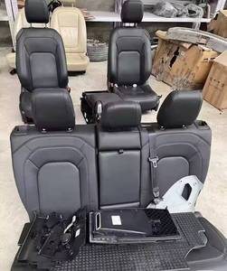 Fundas para Asientos Traseros de Coche, Juego Completo de 3 Piezas, Piel Sintética, Estilo Moderno, para Todas las Estaciones, Color Negro - Product Image 3