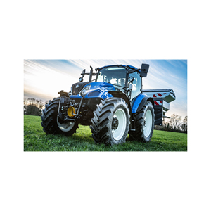 Tracteurs CNH compacts et de grande taille prêts à être livrés aux fournisseurs d'équipement - Product Image 2