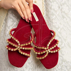 Sandales pour femmes, dessus en velours confortable, semelle intermédiaire antidérapante, tendance de la mode, imprimées, faites à la main, couleurs personnalisables - Product Image 5
