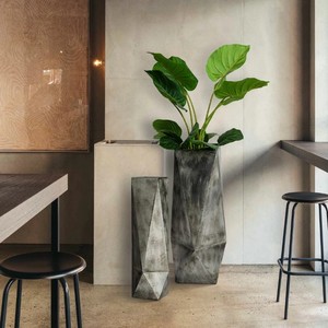 Jarrones geométricos de suelo de Metal, jarrones decorativos modernos de plata antigua, jarrones altos de Metal para decoración del hogar, sala de estar - Product Image 1
