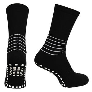 Dernier modèle Design Unisexe OEM Vêtements de sport tricotés Chaussettes Grip Rayures Nylon Antidérapant Crew Cheville Séchage rapide Personnalisé Mettez votre Design - Product Image 6