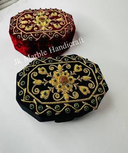 Boîte à bijoux en velours Shanell faite à la main, broderie personnalisée, motif stylé, solution de rangement durable, meilleur prix - Vente en gros - Product Image 3