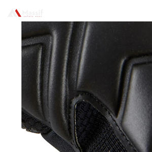 ถุงมือผู้รักษาประตูฟุตบอลแบบใหม่ถุงมือยางหนากันลื่นทนทานต่อการฉีกขาดสำหรับกีฬากลางแจ้ง - Product Image 6