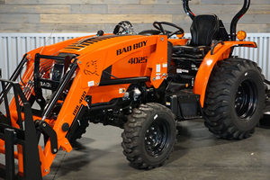 OFERTA DE FÁBRICA: Tractor Agrícola Shibaura Bad Boy 4025H y Bad Boy 4035 de 70HP 4WD con Caja de Cambios y Bomba Disponible para la Venta - Product Image 6