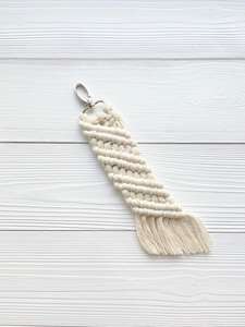 Minimaliste Boho Macramé Fleur Porte-clés Chunky Dragonne Porte-clés Tissé À La Main Porte-clés Populaire Bracelet pour les Femmes - Product Image 4