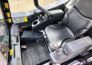 รถตักล้อยาง JCB 215T SKID STEER LOADER สำหรับขาย - Product Image 5